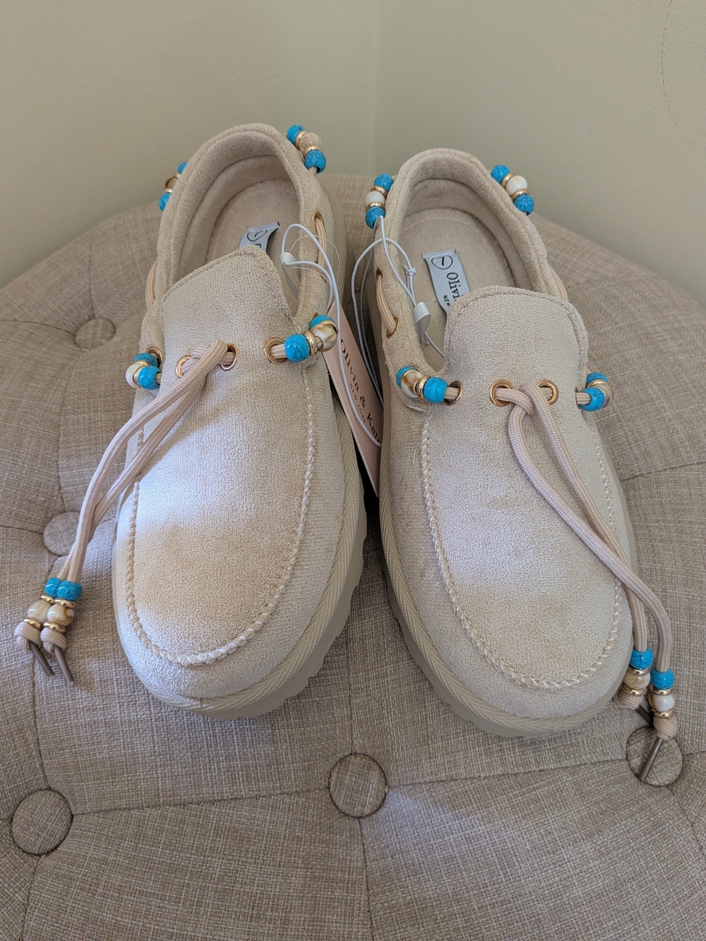 NWT Olivia & Kate Slip-on Flats/Loafers with Faux Turquoise Beads - Sz 7